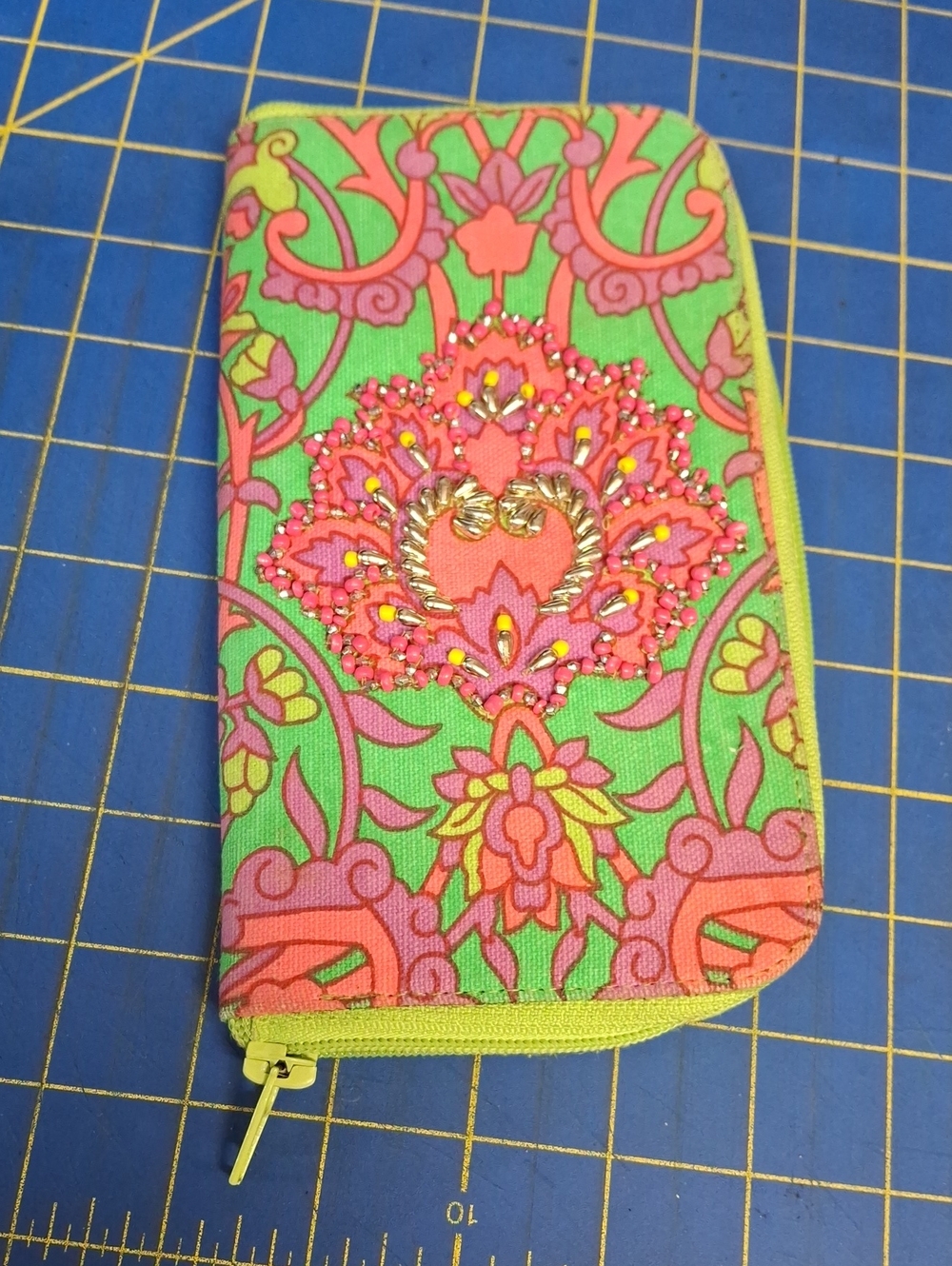 World Market Lime Green Cotton Zip Pouch 8x4x1 Preloved